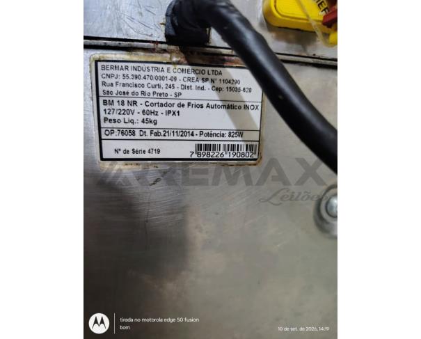 Foto de Lote-12) FATIADOR INDL. AUTOMÁTICO P/ FRIOS 220V-BERMAR
