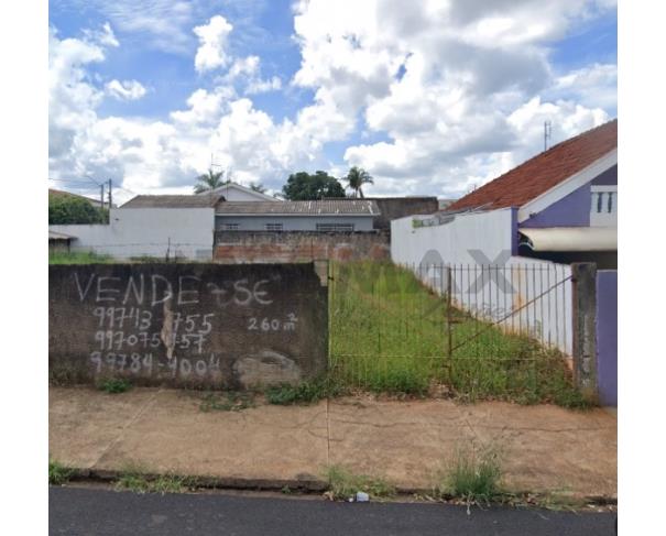 Foto de 1 (Um) Terreno situado nesta cidade, no local determinado “Jardim do Centenário”, com frente para a Avenida José Zapata, e que constitui o Lote “4” da Quadra “J”, com área de 260,00m², 