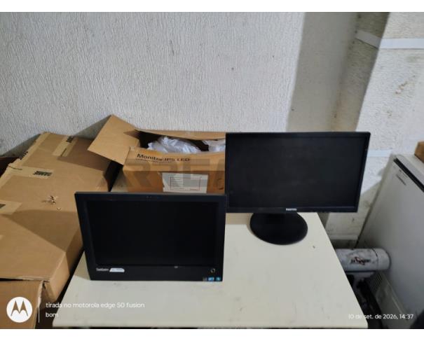 Foto de Lote-7) MONITOR DE VIDEO LED 21,5 POLEGADAS + MICROCOMPUTADOR INTEGRADO