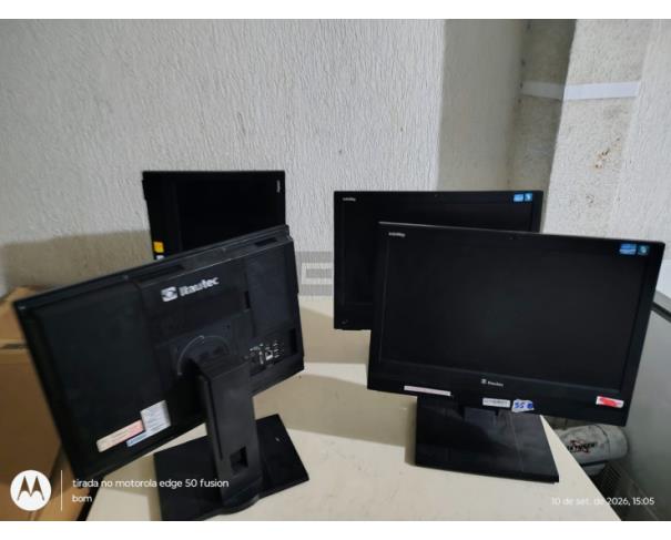 Foto de Lote-15) MICROCOMPUTADOR INTEGRADO-AL2022-ITAUTEC