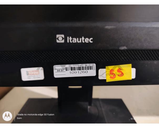 Foto de Lote-16) 4- MICROCOMPUTADOR INTEGRADO-AL2022-ITAUTEC