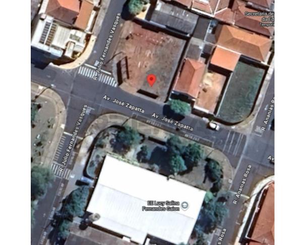 Foto de 1 (Um) Terreno situado nesta cidade, no local determinado “Jardim do Centenário”, com frente para a Avenida José Zapata, e que constitui o Lote “4” da Quadra “J”, com área de 260,00m², 