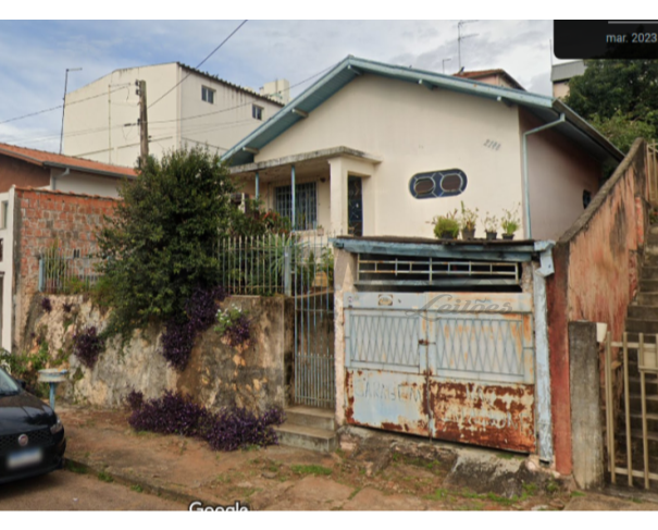 Foto de UMA CASA DE MORADA, com frente para a RUA CURUZU N° 2.148, no 1° Subdistrito de Botucatu/SP