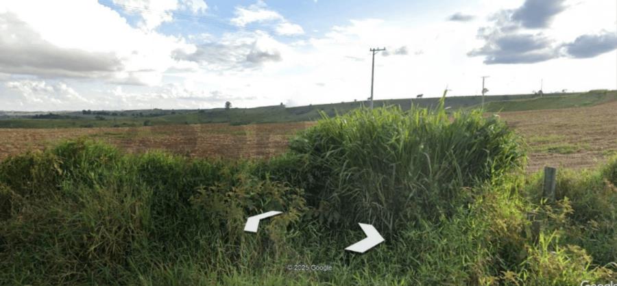 UMA ÁREA DE TERRAS DESMEMBRADA NO IMÓVEL RURAL DENOMINADO “FAZENDA BARÃO”, SITUADA NO MUNICÍPIO DE PARDINHO, comarca de Botucatu, deste Estado, COM 11 ALQUEIRES, MAIS OU MENOS FAZENDA BARÃO”, COM 11 ALQUEIRES,, localizado em Pardinho - SP