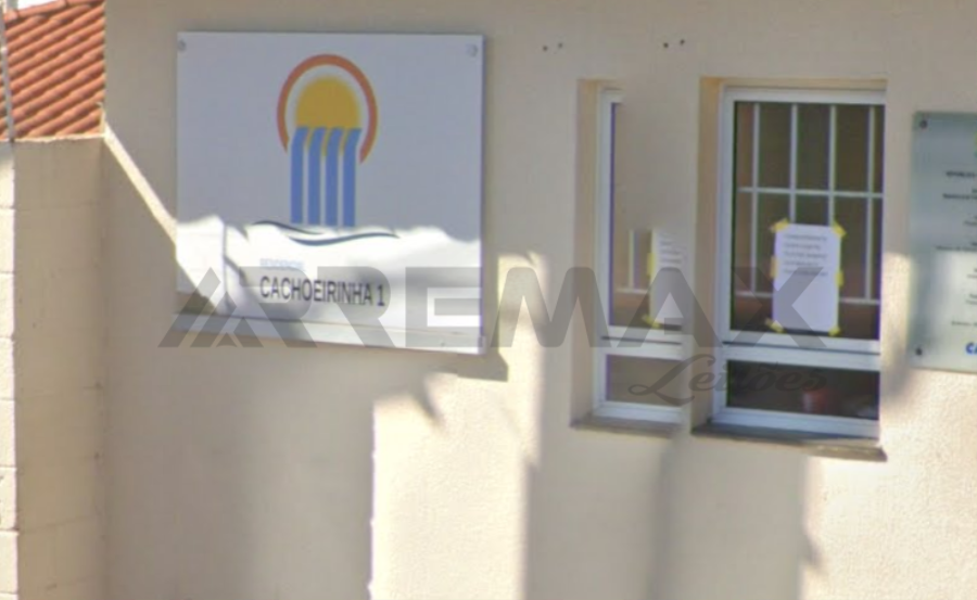 1(um) APARTAMENTO nº 21, localizado no 2º andar, do Bloco 10, no Empreendimento denominado “Condomínio Residencial Cachoerinha I” Cond. Residencial Cachoerinha I, localizado em Botucatu - SP