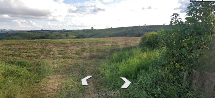 UMA ÁREA DE TERRAS DESMEMBRADA NO IMÓVEL RURAL DENOMINADO “FAZENDA BARÃO”, SITUADA NO MUNICÍPIO DE PARDINHO, comarca de Botucatu, deste Estado, COM 11 ALQUEIRES, MAIS OU MENOS FAZENDA BARÃO”, COM 11 ALQUEIRES,, localizado em Pardinho - SP