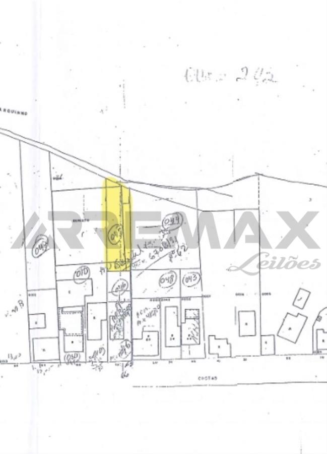 1(um) Terreno, localizado nos fundos do prédio n° 70, da Rua dos Costas, nesta Cidade, 1° subdistrito e 1° circunscrição, Município e Comarca de Botucatu Rua dos Costas 70, localizado em Botucatu - SP, bairro Centro