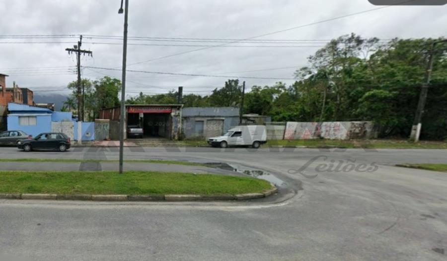 DIREITOS POSSESSÓRIOS sobre o Prédio sob nº 5.743, situado na Avenida Anchieta, com área construída de 137,59m², do projeto de Regularização Fundiária de Interesse Social do Parcelamento do Solo denominado “Nucleo Jardim Ana Paula II”, no P, localizado em Bertioga - SP