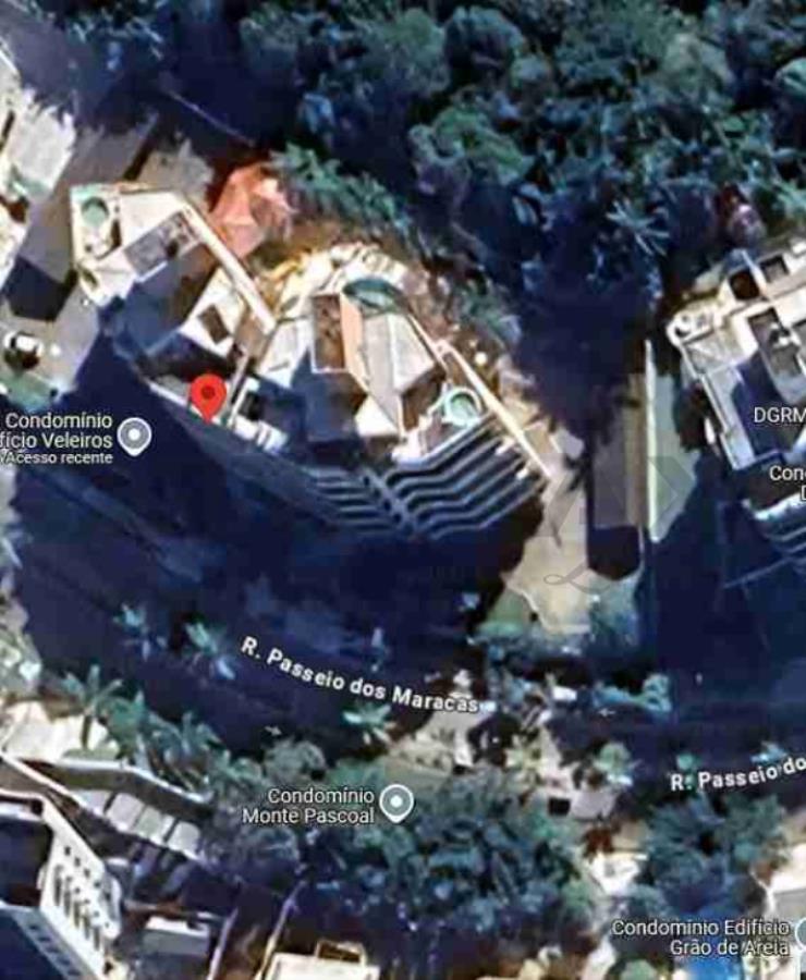 APARTAMENTO SOB Nº 52 (DUPLEX), localizado no 5º andar ou 6º Pavimento, do EDIFICIO VELEIROS, situado no Passeio do Maracá nº 500, no Loteamento denominado “RIVIERA DE SÃO LOURENÇO”, no Perímetro Urbano do Município de Bertioga, desta comar, localizado em Bertioga - SP